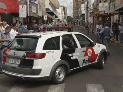 G1 Agente penitenciário é baleado na cabeça durante assalto em