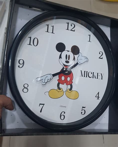 Mickey Mouse Wall Clock Hobbies Toys Memorabilia Collectibles