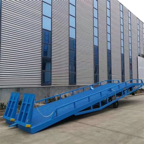 Ground To Dock Ramps Copperloy Ramp Forklift Yard Ramp Metal Loading