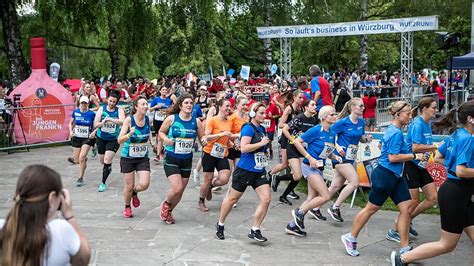 Wue Run W Rzburg Alle Bilder Vom Firmenlauf Entlang Des Mainufers