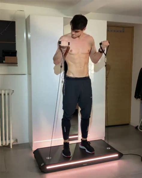 Post Hot Guys At Random Tumblr Tumbex