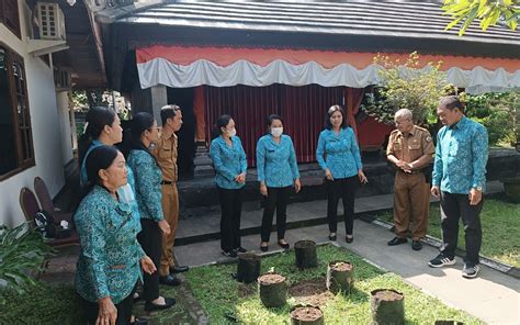 Ny Sariasih Sedana Arta Hadiri Gerakan Tanam Cabai Serentak Se