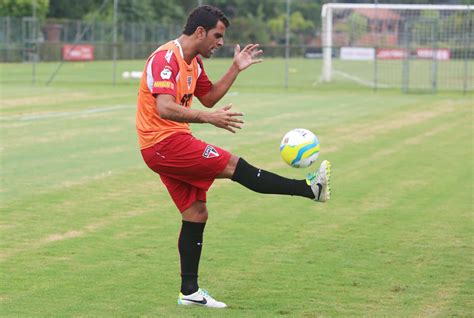 Em Cotia Tricolor Faz Treino Técnico Tático Spfc