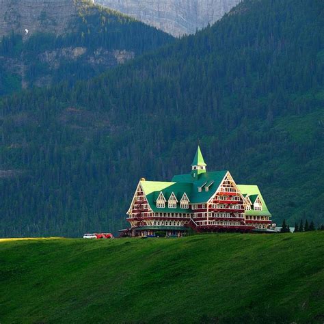 Prince of Wales Hotel, Canada – Lilly Fisher