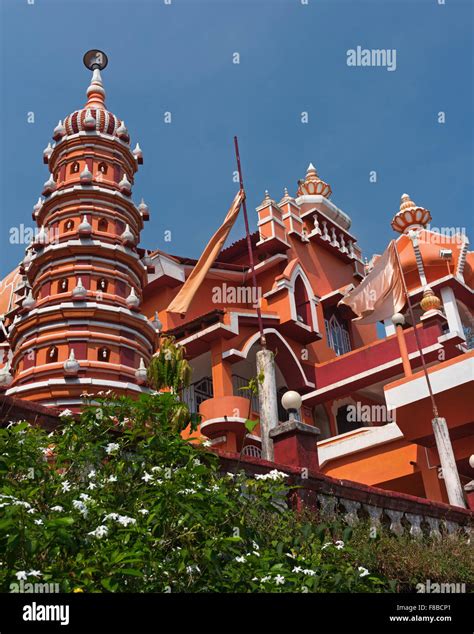 India goa hanuman temple architecture fotografías e imágenes de alta