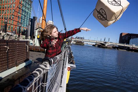 Make-A-Wish recipient takes part in Boston Tea Party reenactment