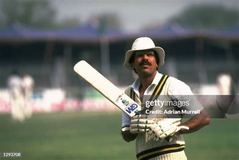 173 Zaheer Abbas Cricket Stock Photos, High-Res Pictures, and Images ...