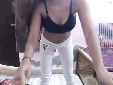 Sexy Mayra Amaizing Nude Dance