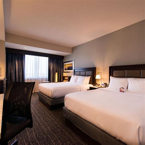 Hotels in Downtown Springfield, IL | Crowne Plaza Springfield