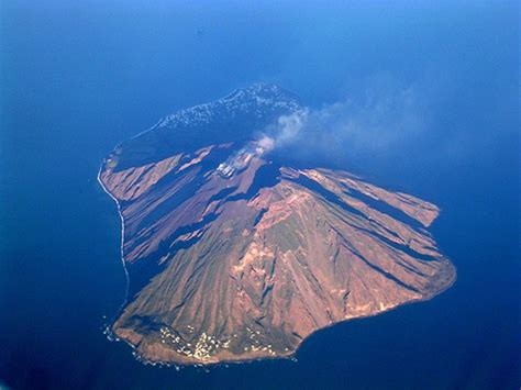 Stromboli Avviso Di Criticita Elevata Dalla ProCiv Teknoring