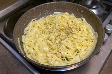 3 Ingredient Fettuccine Alfredo Without Cream Recipe No Frills Kitchen