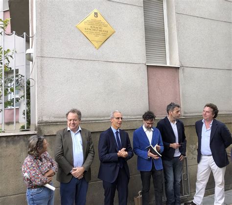 Una placa recuerda desde hoy a Ignacio Sánchez Mejías el torero de los