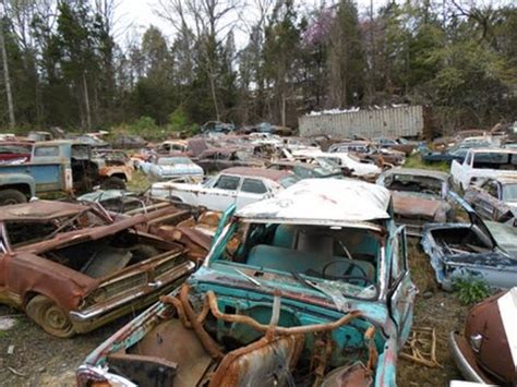 Abandoned Tennessee Classic Car Junkyard - Forgotten Vi... | Doovi