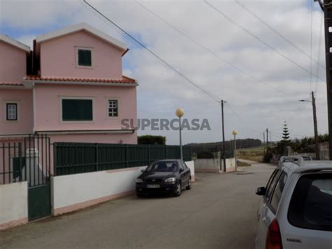 Moradia T2 à venda em Atouguia da Baleia SUPERCASA