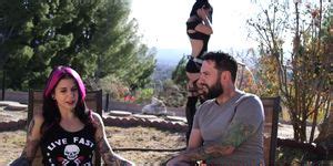 Emo Babe Gets Cum Facial Tnaflix