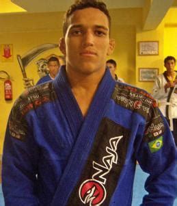 Charles Oliveira | BJJ Heroes: the jiu jitsu encyclopedia