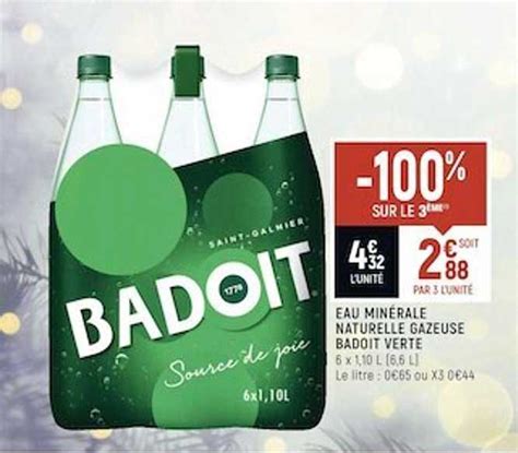 Promo Eau Minérale Naturelle Gazeuse Badoit Verte 100 Sur Le 3è chez