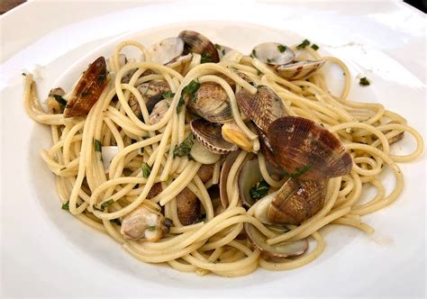 Close-up of Pasta Dish Made with Clams · Free Stock Photo