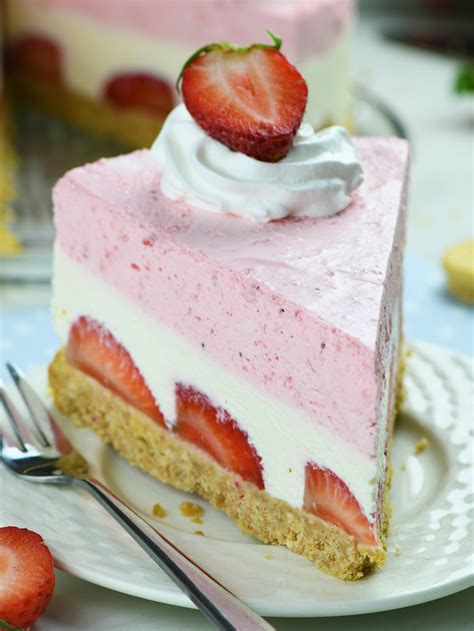 No Bake Strawberry Cheesecake