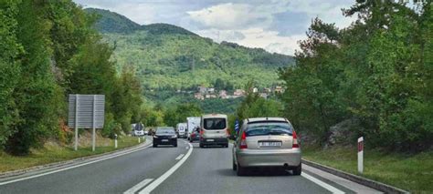 Produženi vikend donio gužve na cestama