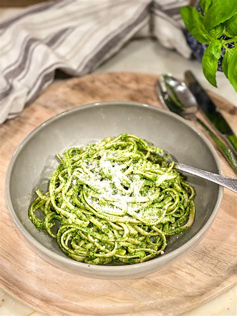 One Pot Spinach Walnut Pesto Pasta — Freshdayliving