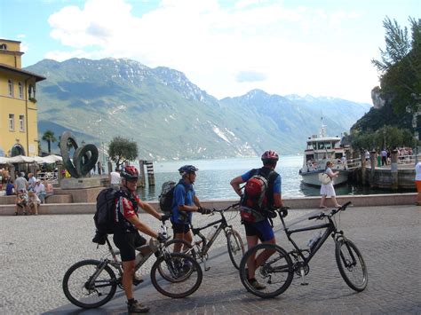 Auf Der Alten Ponalestra E Zum Lago Di Ledro Mountainbike