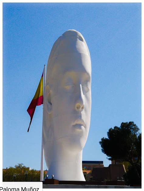 Julia de Jaume Plensa en la plaza de Colón de Madrid Julia by Jaume