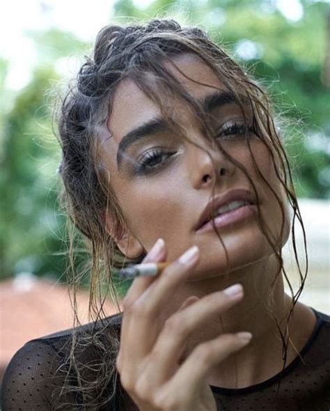 Pin By Paddo2018 On Smoking 2 Blonde Girl Girl Smoking Women Smoking