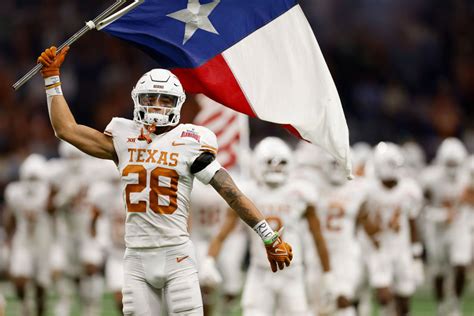 Texas AD Shuts Down Idea For Longhorns' Alternate Football Uniforms ...