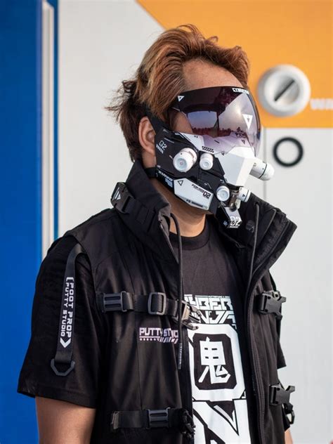 Krankenhaus Krug Eintauchen Cyberpunk Maske Sehen Sie Sich Das Internet