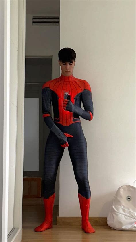 Spiderman | Hombres malos, Moda atrevida, Hombre atlético