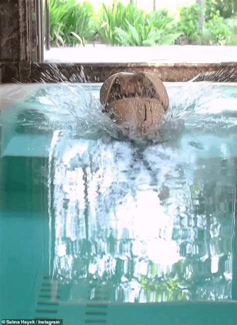 A VERY Racy Video Shows Off Salma Hayek S Incredible Curves In A Skimpy Bikini