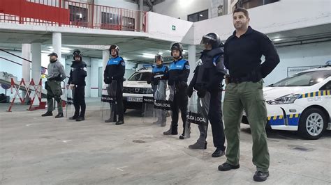 La Policía Local mejora en Mieres su reacción ante personas violentas