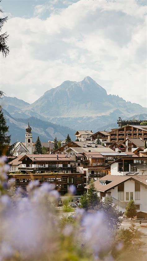 San Cassiano Fascino E Bellezza Dolomitica