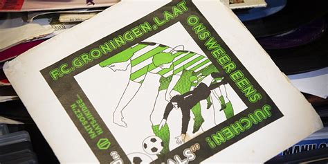 Het clublied van FC Groningen én Heerenveen Staantribune