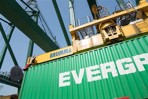 Evergreen splashed out on containers again - Container News