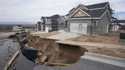 Snowmelt Causes Heavy Flooding From Southwest To The Rockies Positive