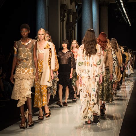 Fashion Week Milano Notizie Sulle Sfilate Di Moda Che Ci Aspettano A