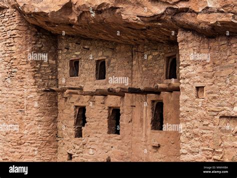 Anasazi cliff dwellings hi-res stock photography and images - Alamy