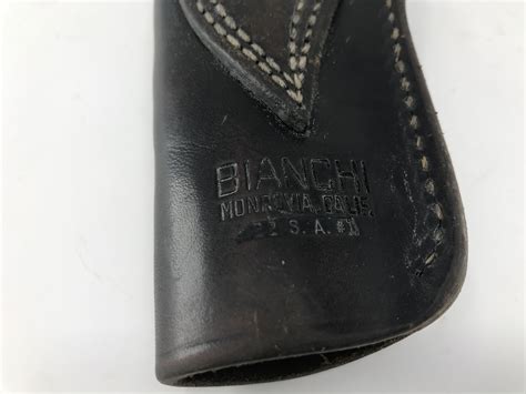 Bianchi 22 Sa 1 Black Leather Small Frame Revolver Holster