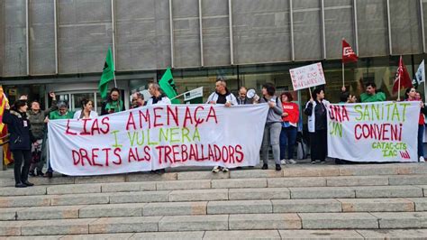 Los Sanitarios Del Ias De Girona Detienen Las Protestas