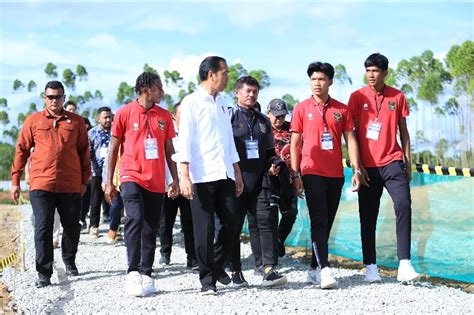 Presiden Tinjau Training Center Pssi Di Ikn Erick Thohir Optimistis