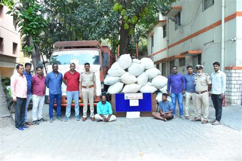 Two Inter State Drug Peddlers Arrested By Koramangala Police 141 Kg