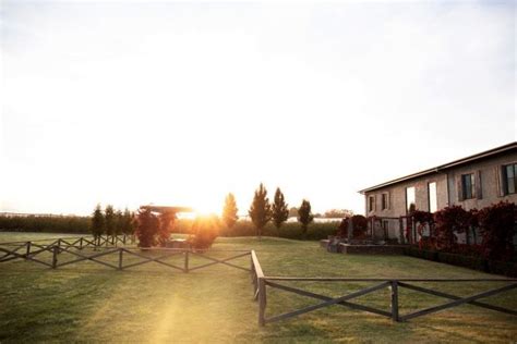 farmhouse  meletos wine yarra valley