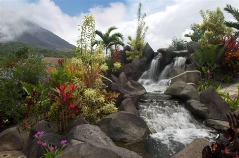 Hot Springs In Costa Rica For A Rejuvenating Holiday