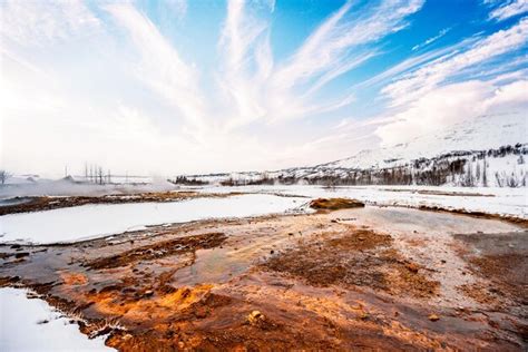 Manantial Termal En El Valle De Haukadalur Geysir Rea Geot Rmica