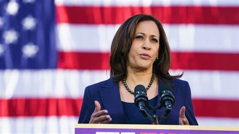 Kamala Harris To Cut Staff And Costs In Major Campaign Shakeup Fox 4