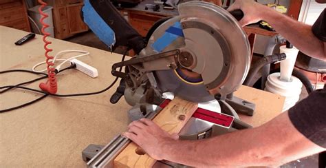 Comparison Of Wood Tools Miter Saw Vs Jigsaw