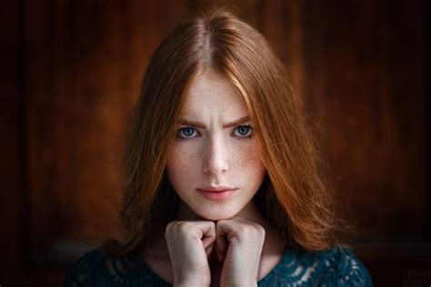 Face Women Redhead Model Portrait Simple Background Straight Hair