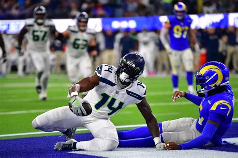 Seahawks Star DK Metcalf Got The Last Word Over Rams Star Jalen Ramsey